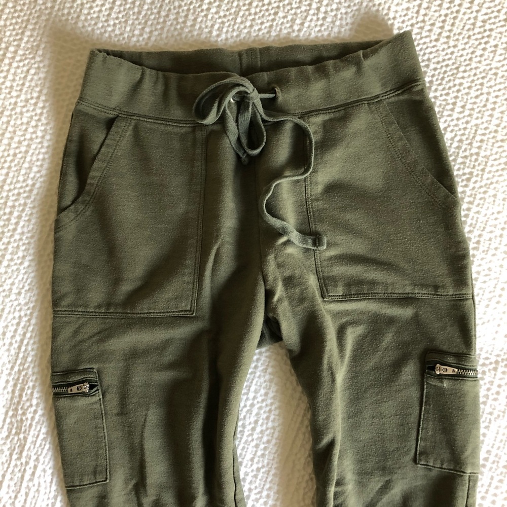 Aerie joggers